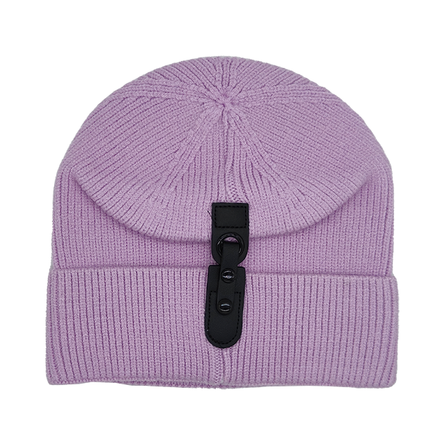 Knitted hats 